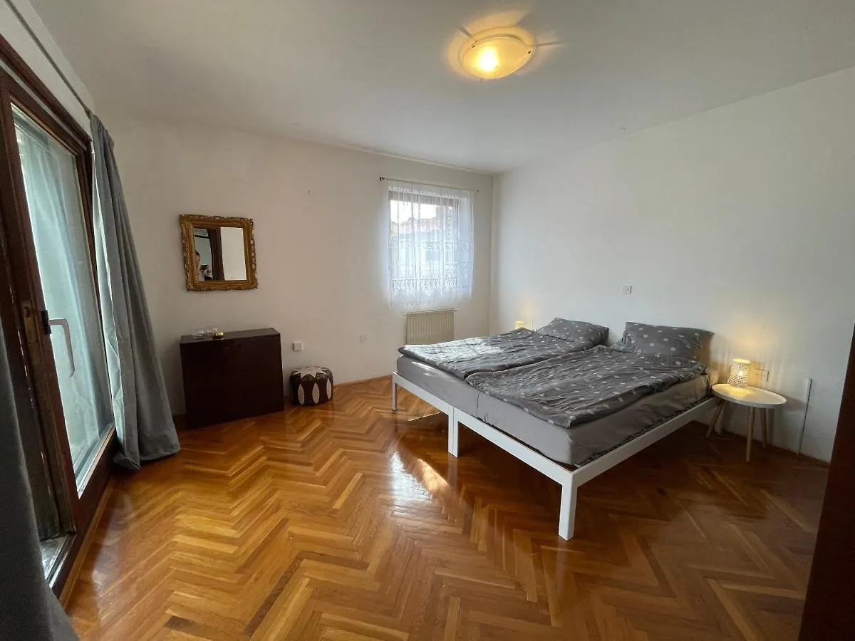 Apartments Valsaline Pula Croatia