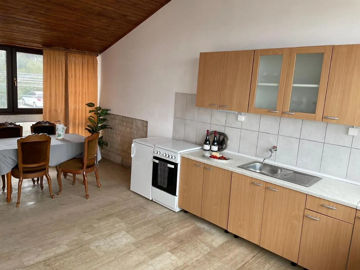 Apartments Valsaline Pula