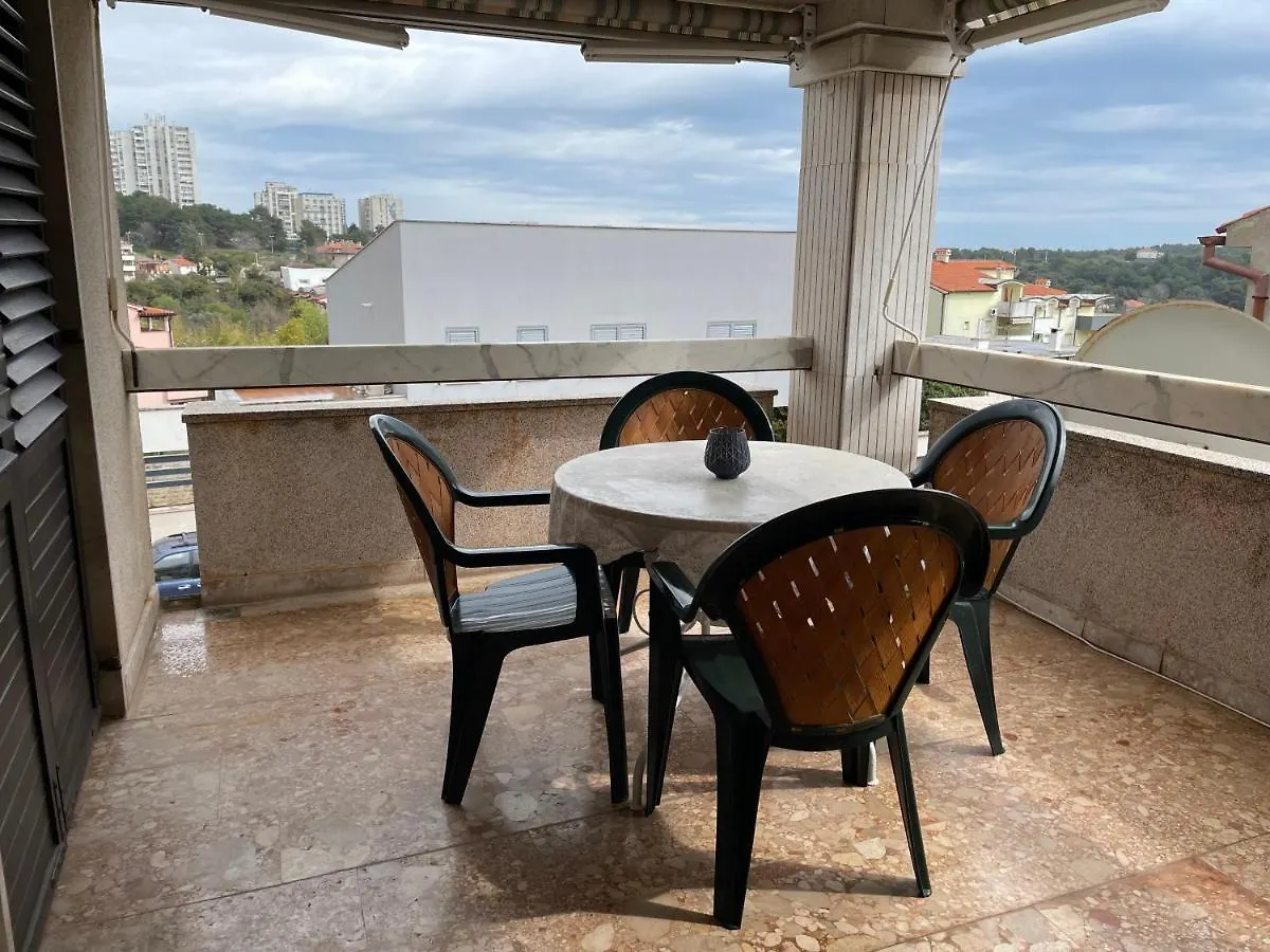Apartments Valsaline Pula