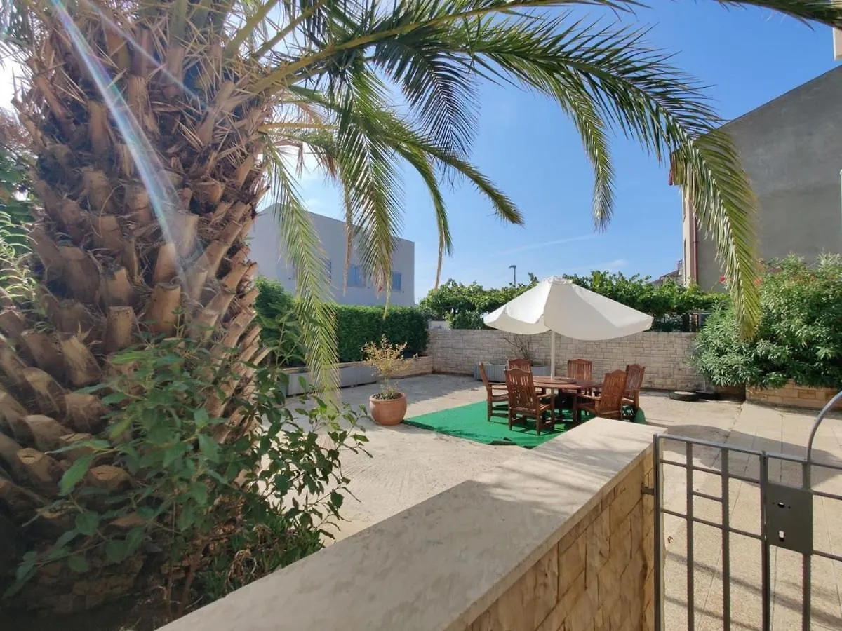Apartments Valsaline Pula